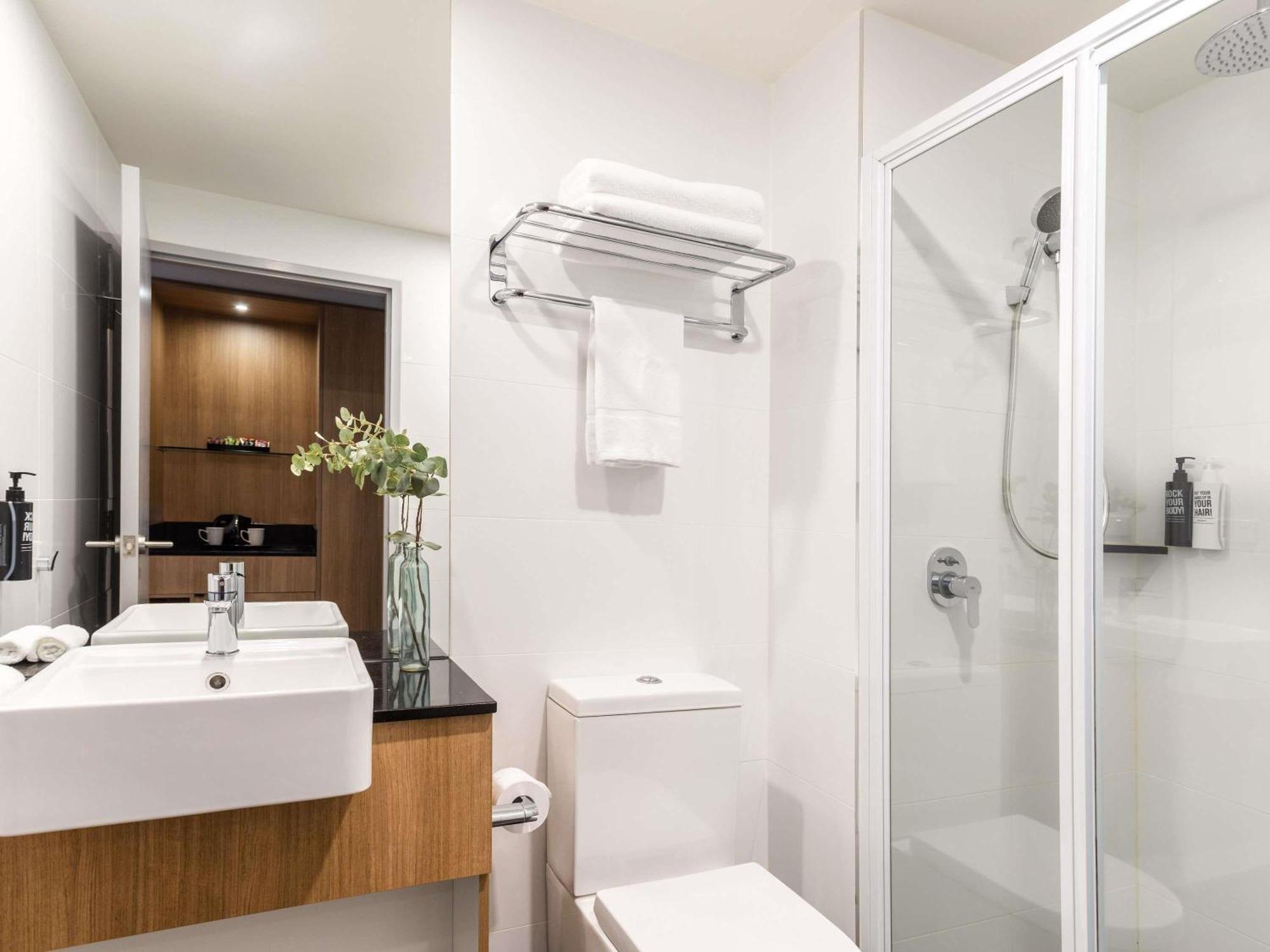 Ibis Styles Hobart Hotel Exterior photo